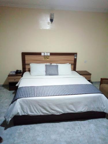 Lois Hotel — Abuja — photo 2