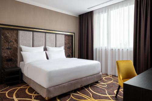 Card Hotel — Samorin — photo 2