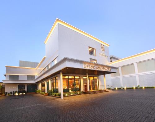 The Grand Ambassador Hotel in Kottayam, India