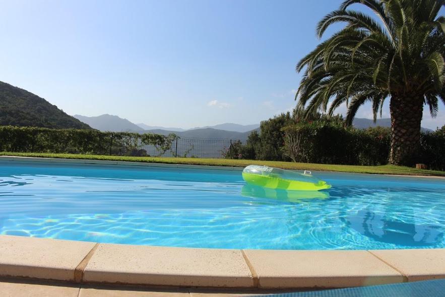 Dans l'arriere pays Rez de chaussé de Villa Tout frais compris — 4-Star Luxury Hotel in Sartene, France