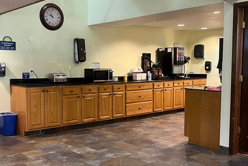 Days Inn by Wyndham Fort Dodge - photo 17