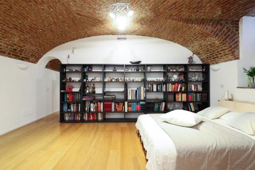 Casa Molino Luxury Loft — 4-Star Luxury Hotel in Milan, Italy