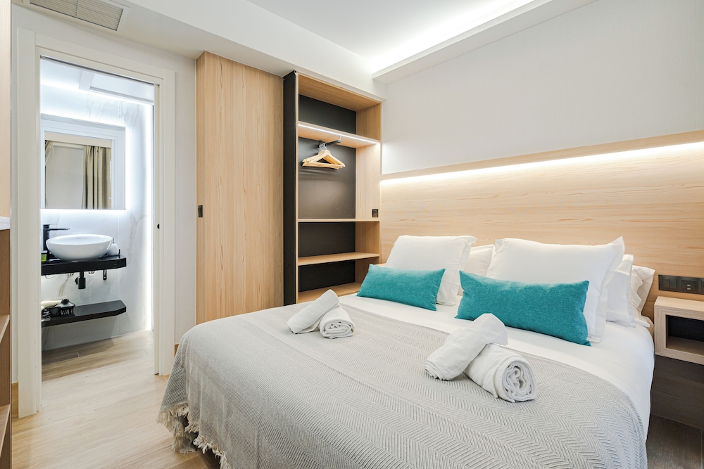 Feelathome Ventas Suites — Madrid — photo 3