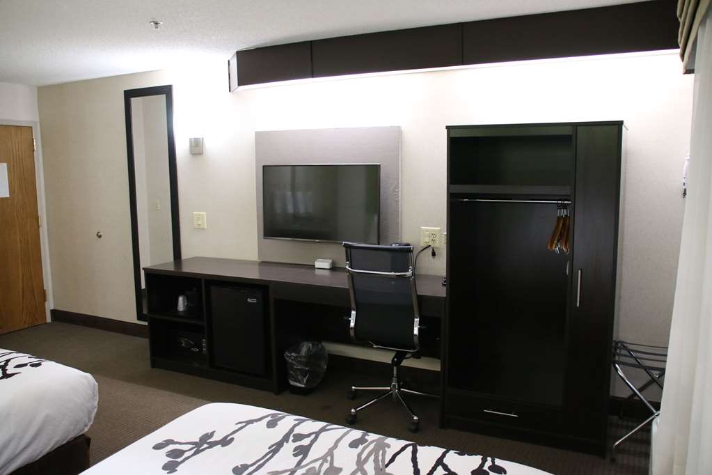 Sleep Inn near Great Lakes Naval Base - photo 22