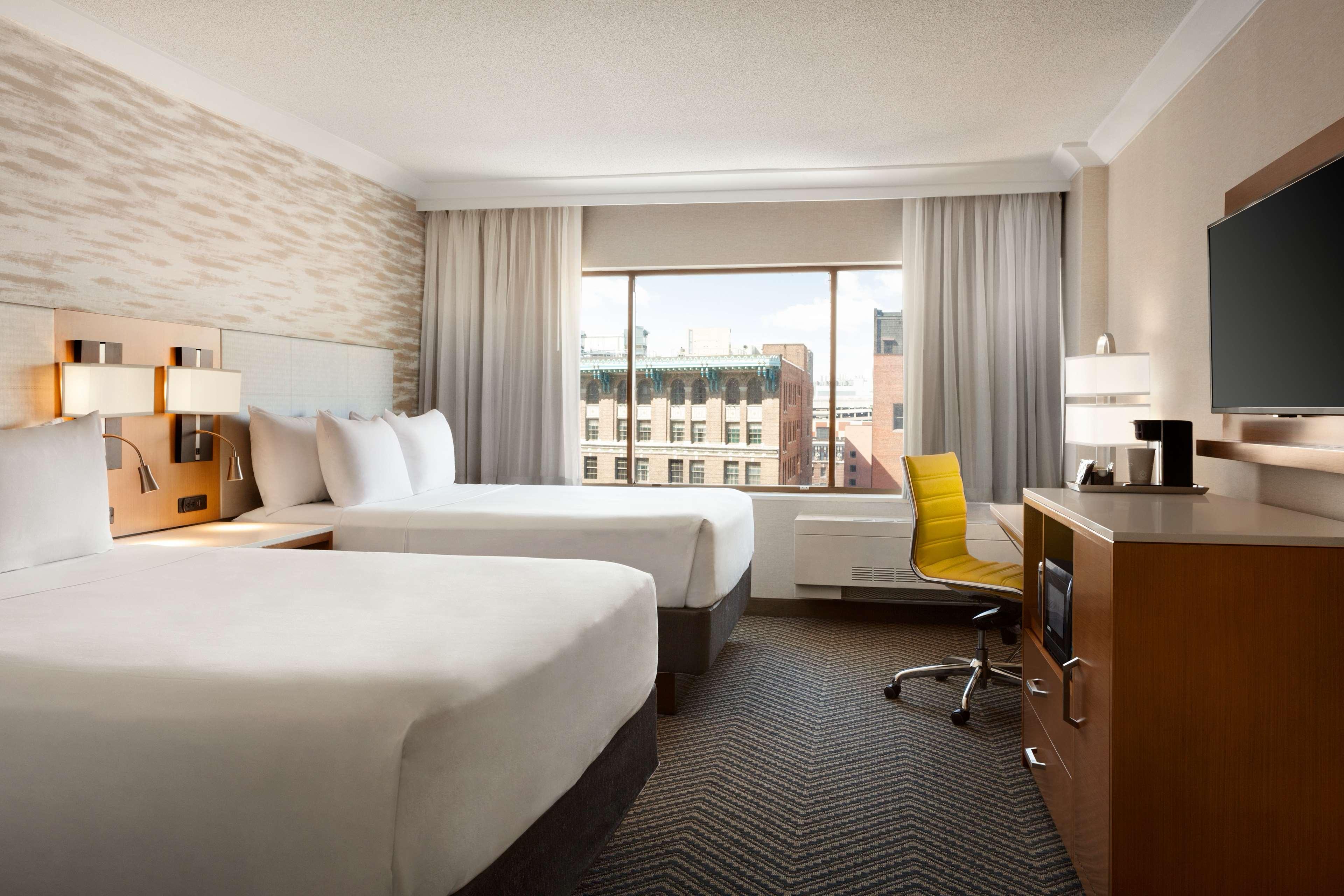 Radisson Hotel Baltimore Downtown Inner Harbor - photo 9