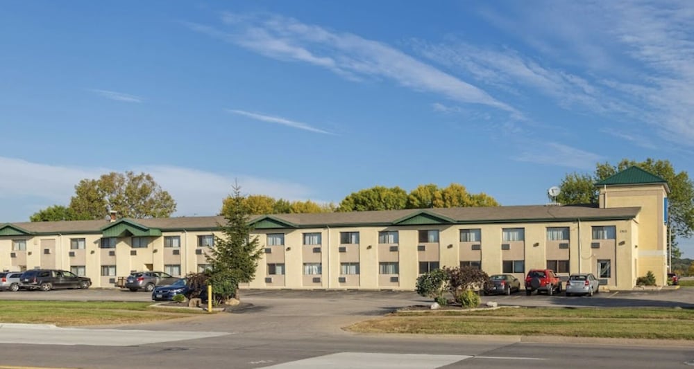 Motel 6 Moline - photo 63