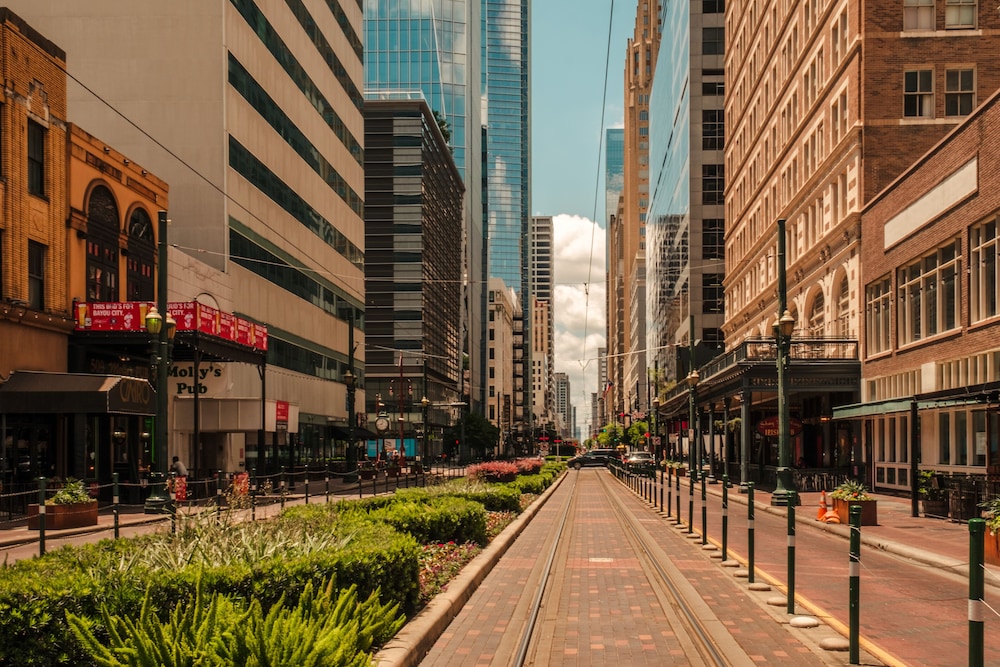 Crashpad On Main Street - featured photo