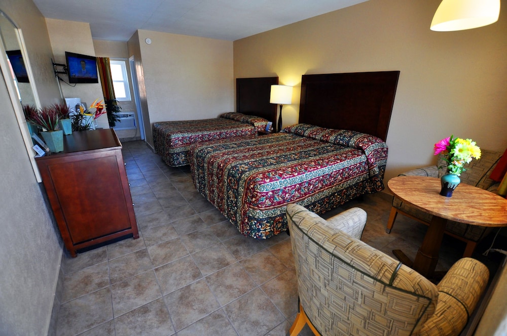 Nantucket Inn & Suites - photo 5