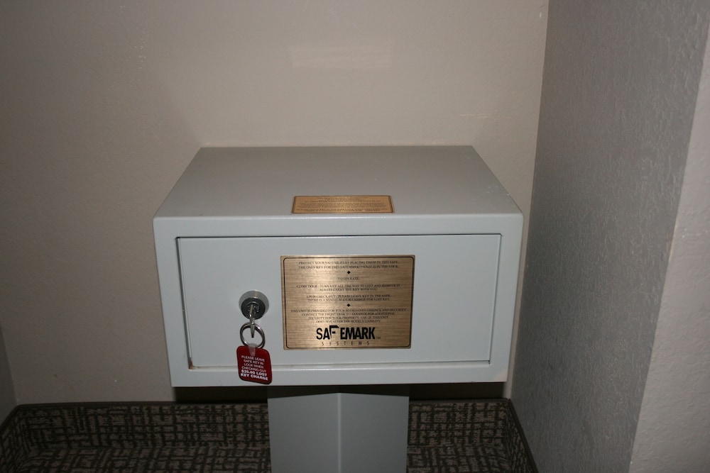 Bristol Arcadia Inn - photo 19