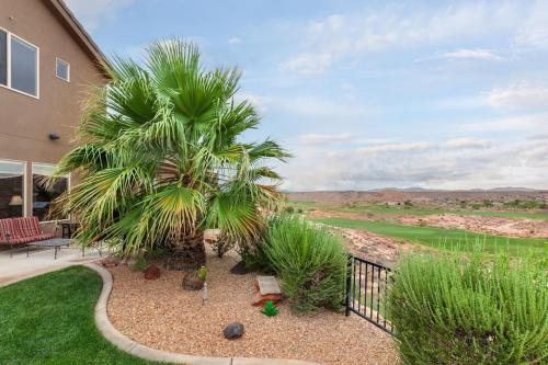 4098 Coral Ridge The 19th Hole in Coral Ridge Near Golf Course Firepit Poker Set Heated Pool — 4-Star Luxury Hotel in Washington, United States