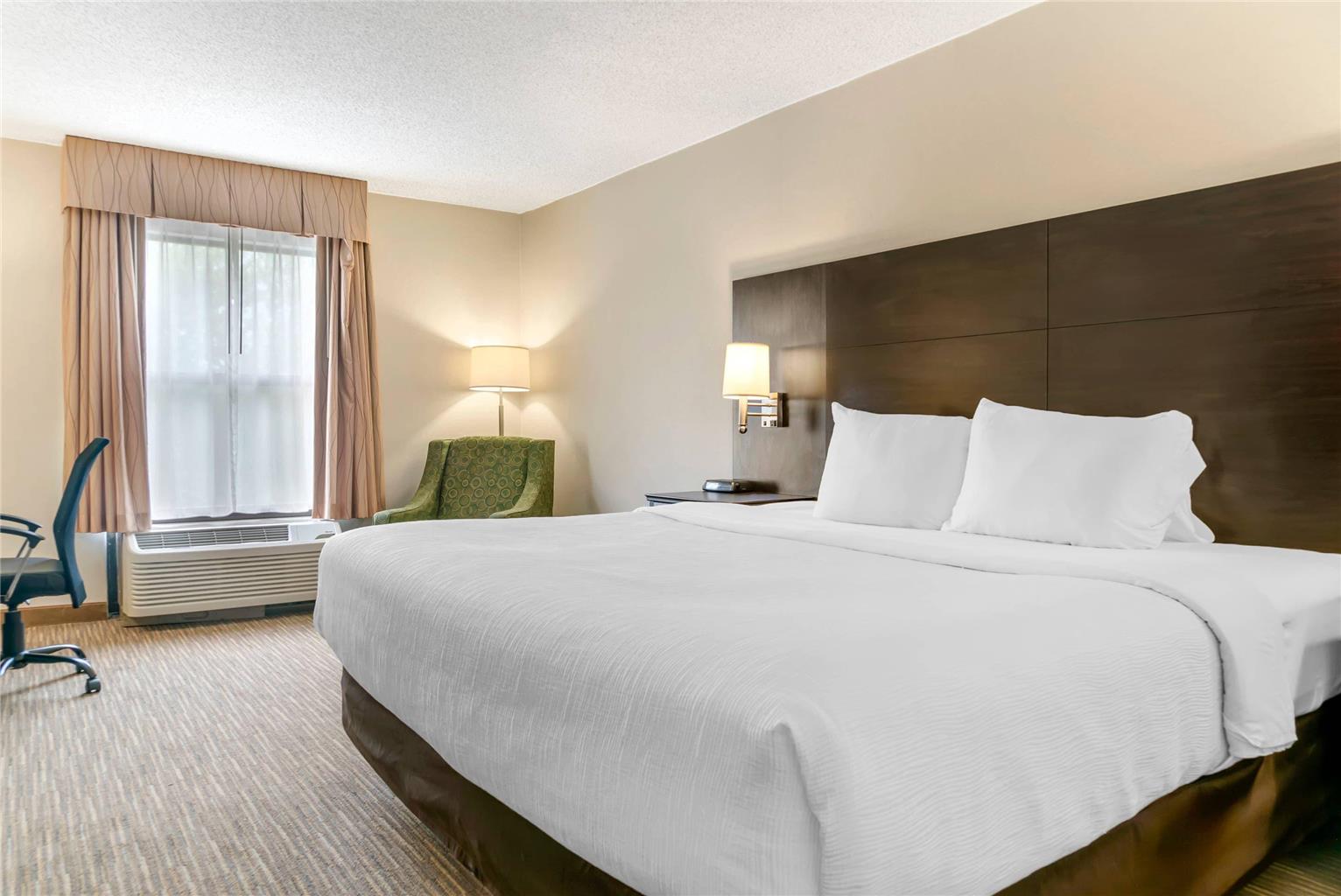 Quality Inn & Suites Monroe - photo 10