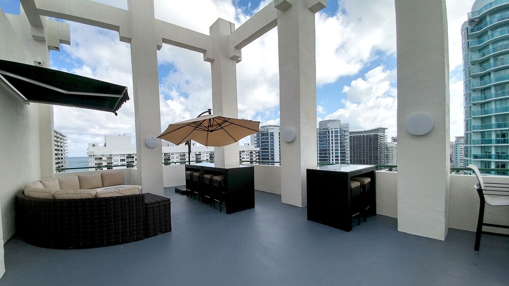 Casablanca on the Ocean West Tower - photo 21