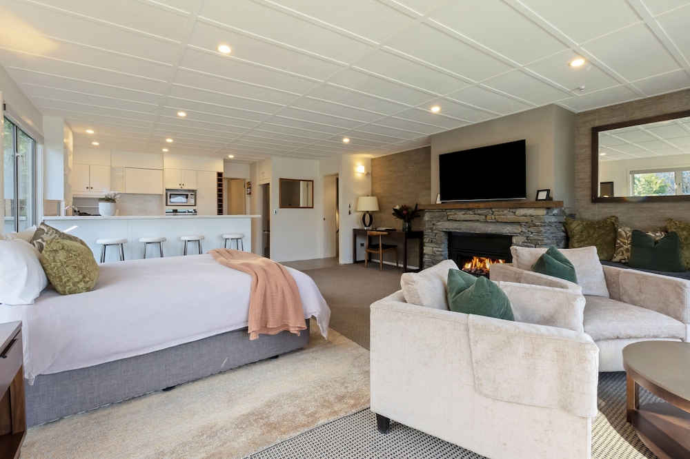 Queenstown House Boutique Bed & Breakfast & Apartments