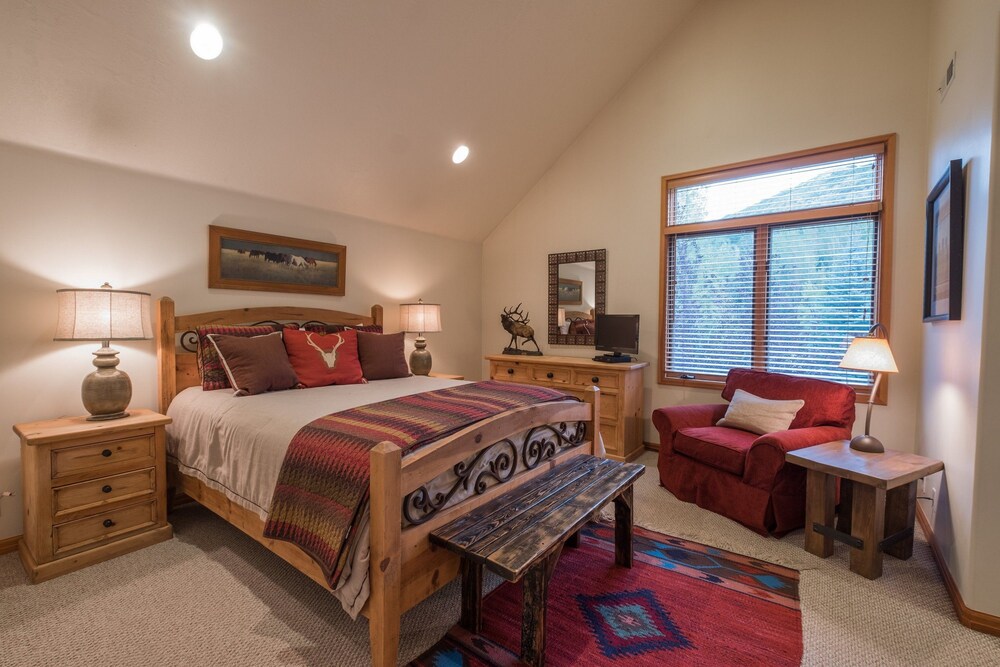 Abode in Deer Lake Village at Deer Valley - photo 4