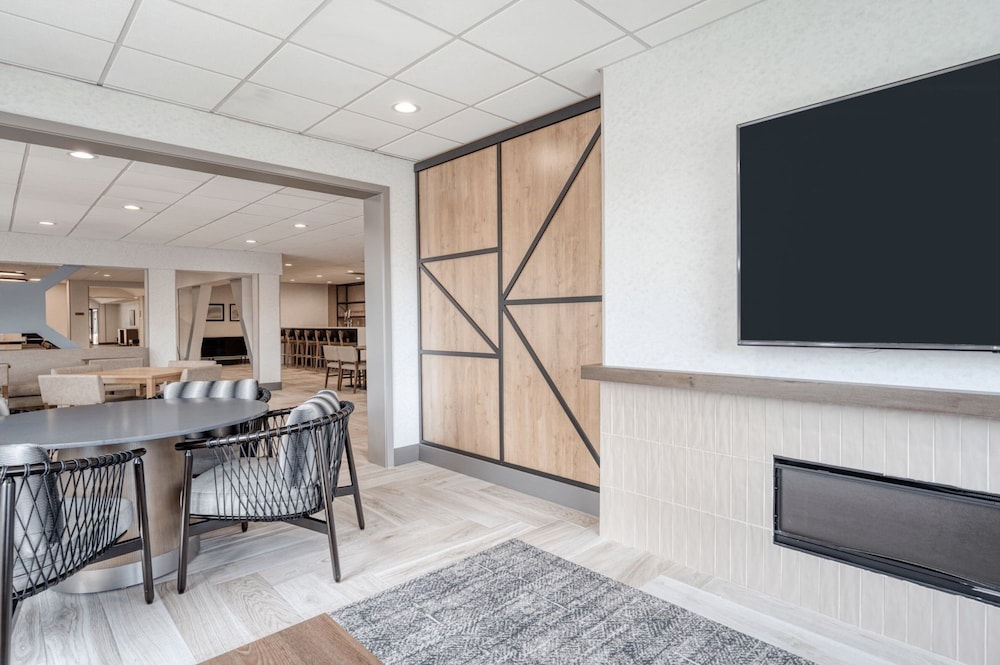 Staybridge Suites Federal Way Seattle South by IHG - photo 34
