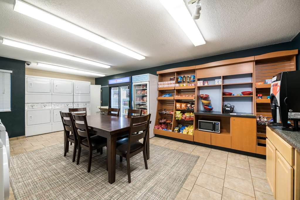 Sonesta Simply Suites Hampton - photo 37