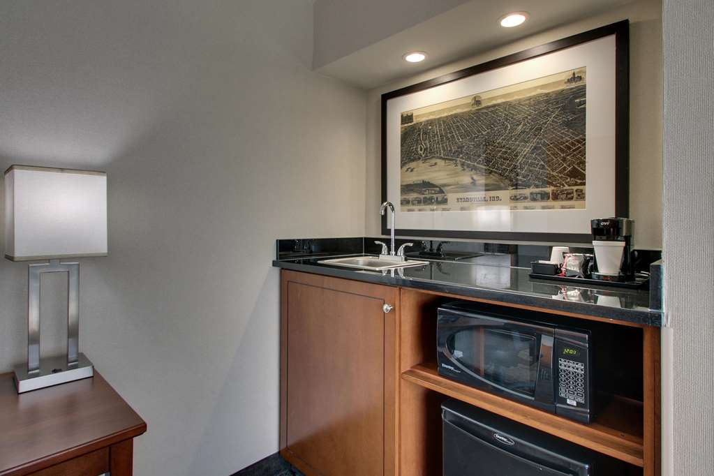 Drury Inn & Suites Evansville East - photo 23