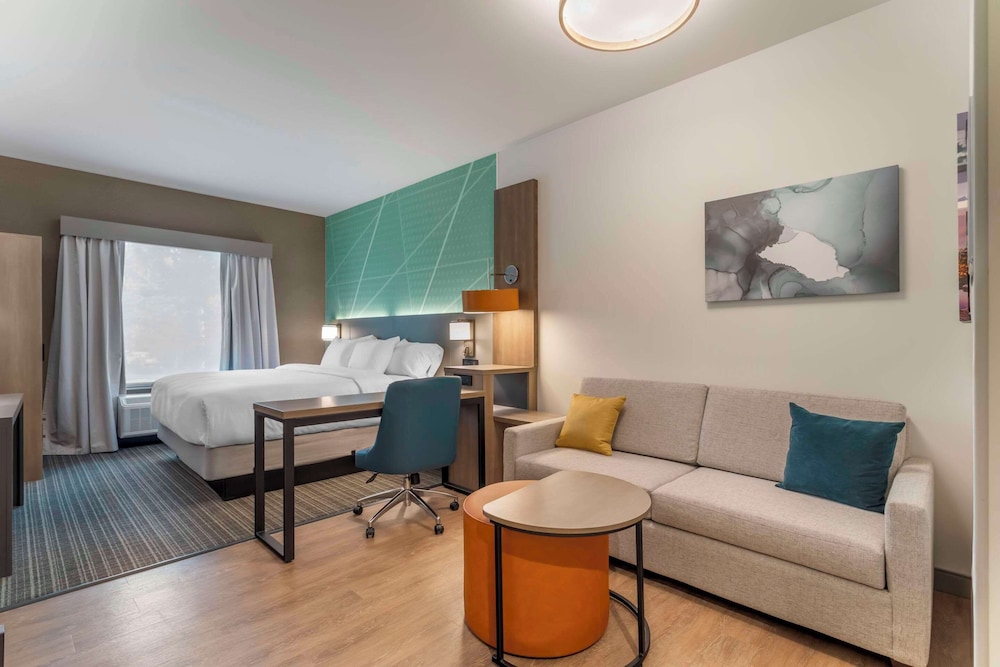 Comfort Suites Gatlinburg Downtown Convention Center - photo 43