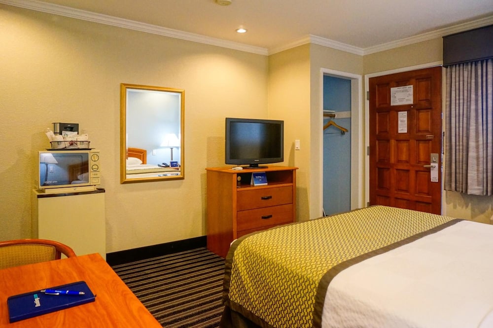 Hotel Parmani - photo 21
