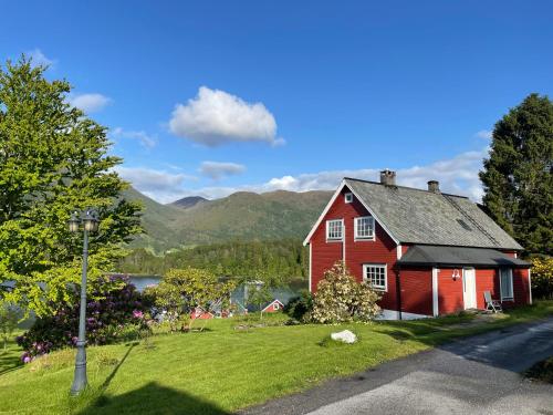 Krokenes - carbon neutral hotel in Unknown City