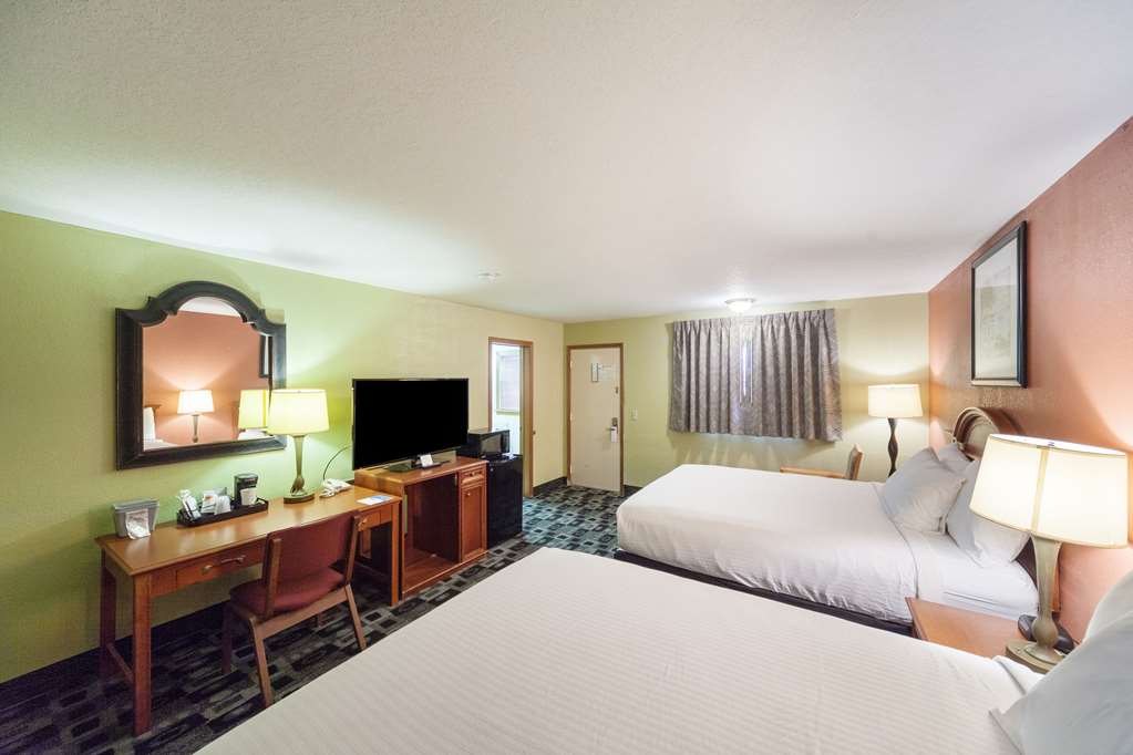 Rodeway Inn Wauseon - photo 26