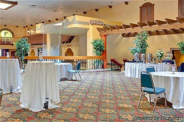 Holiday Inn Hotel & Suites Tucson Airport North - photo 7