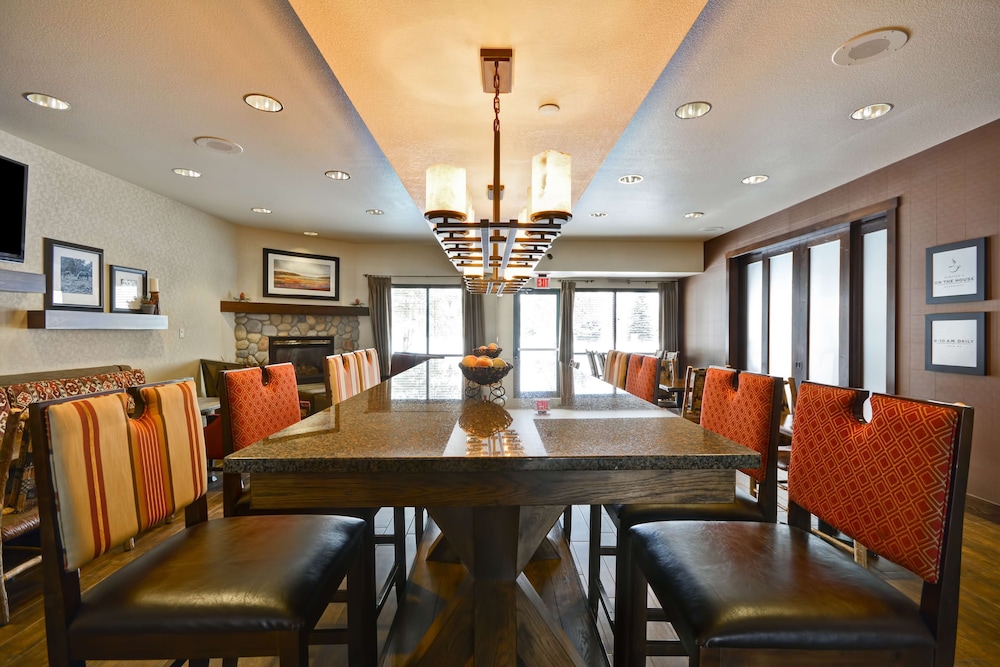 Hampton Inn Bozeman - photo 26