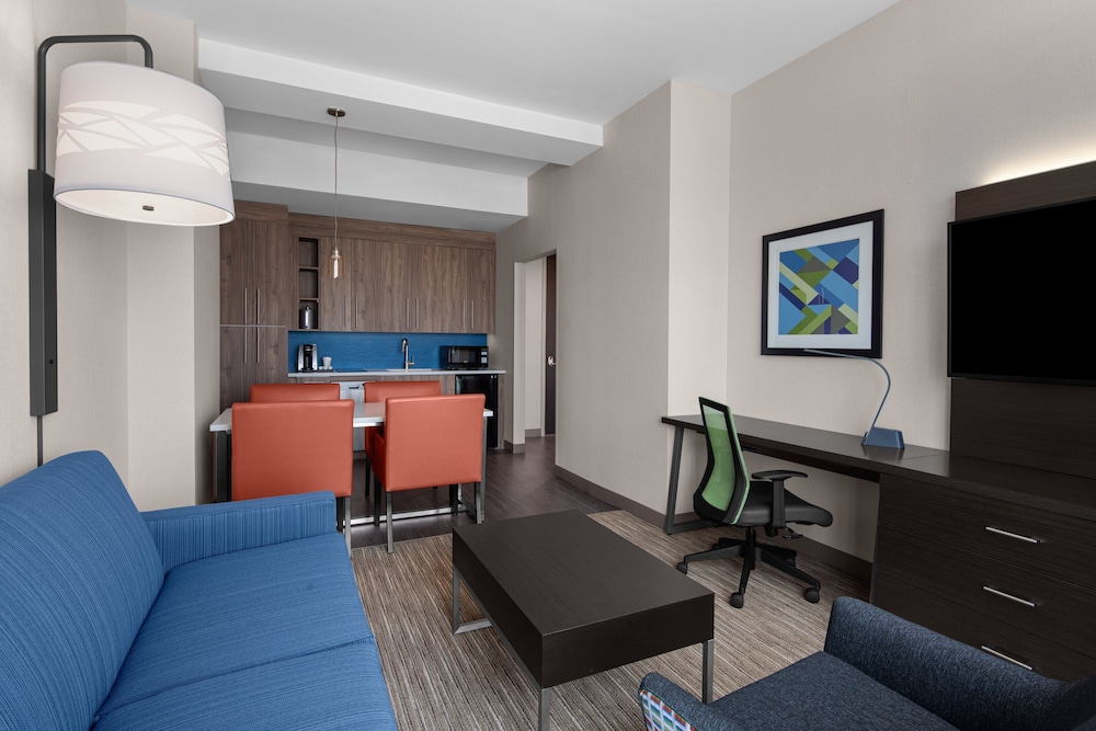 Holiday Inn Express & Suites Woodside LaGuardia Airport by IHG - photo 7