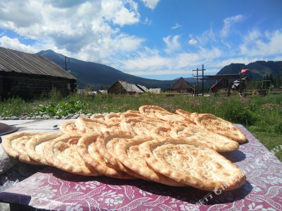 Tuotuo Inn in Burqin, People's Republic of China
