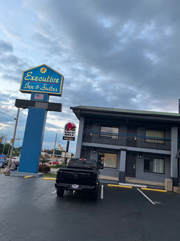 Executive Inn and Suites Jackson - photo 34