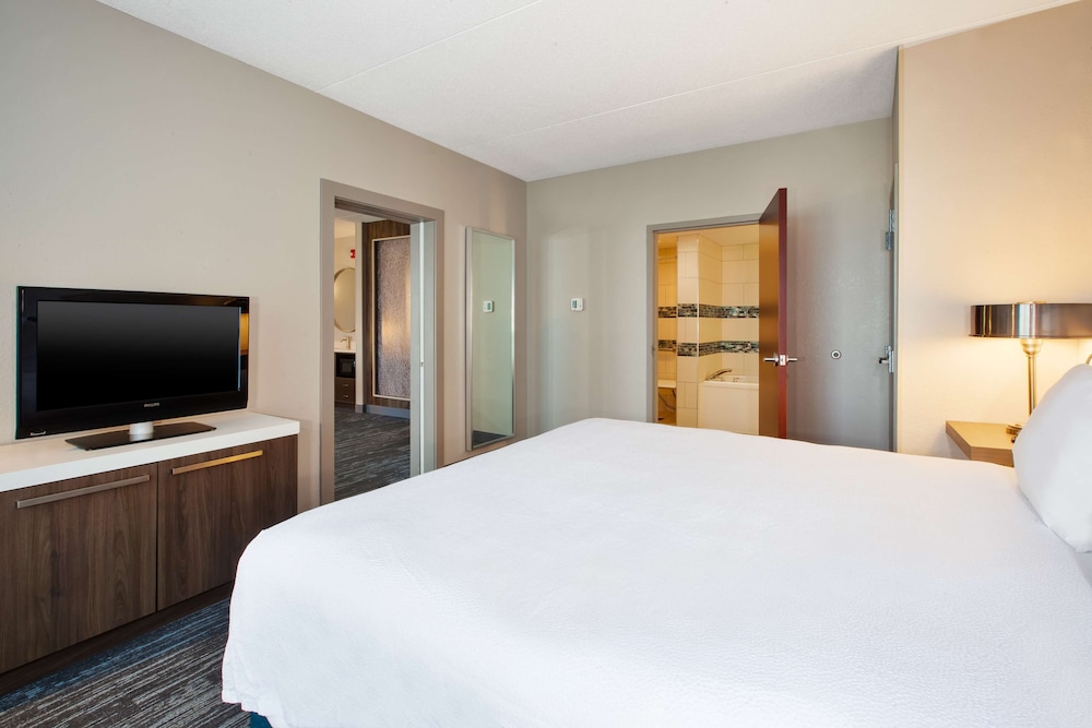Hilton Garden Inn Dayton Beavercreek - photo 10