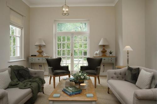 Maplewood Cottage Wynyard Hall — 4-Star Luxury Hotel in Grindon, United Kingdom