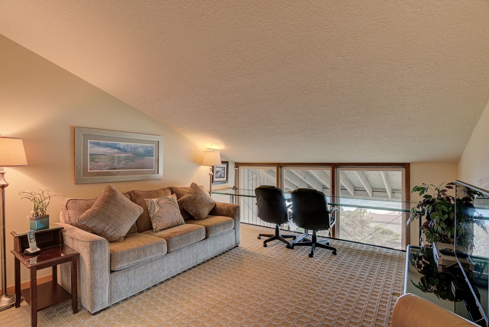 Inn at Otter Crest - photo 51