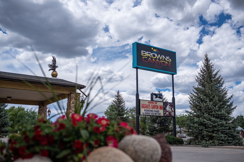 Browns Canyon Inn - photo 90
