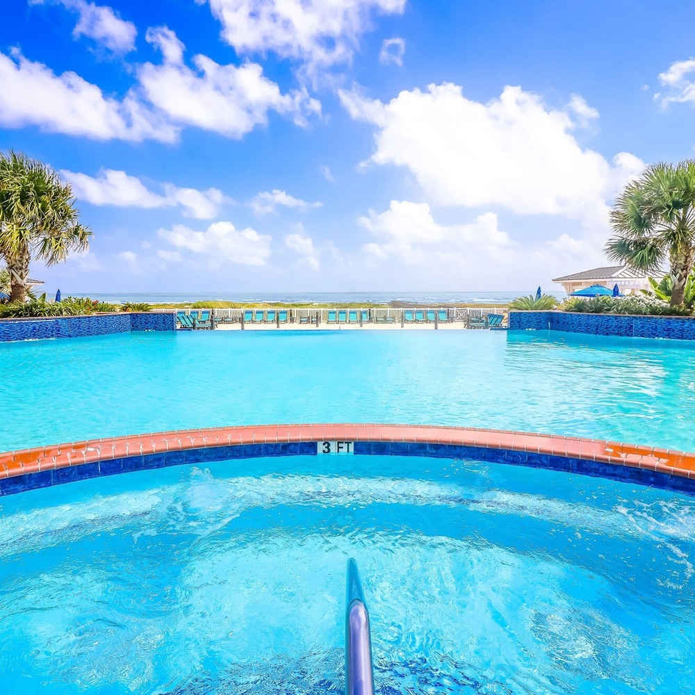 Resort Living on the Bay 2 bed 2 Bath Gorgeous Views Heated Infinity Pool Beach Access Galveston - photo 26