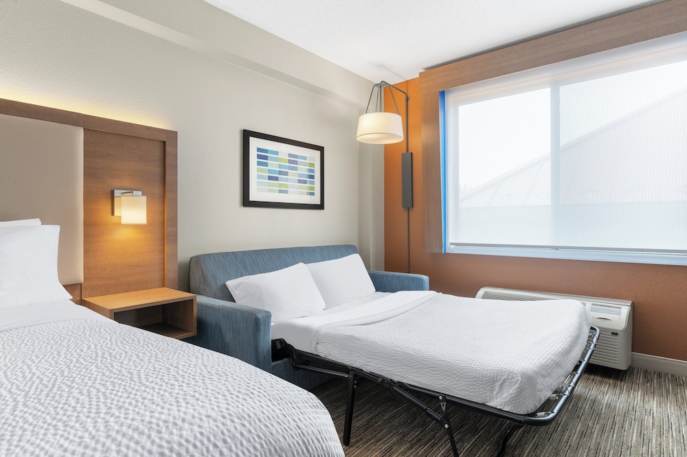 Holiday Inn Express Coralville by IHG - photo 6
