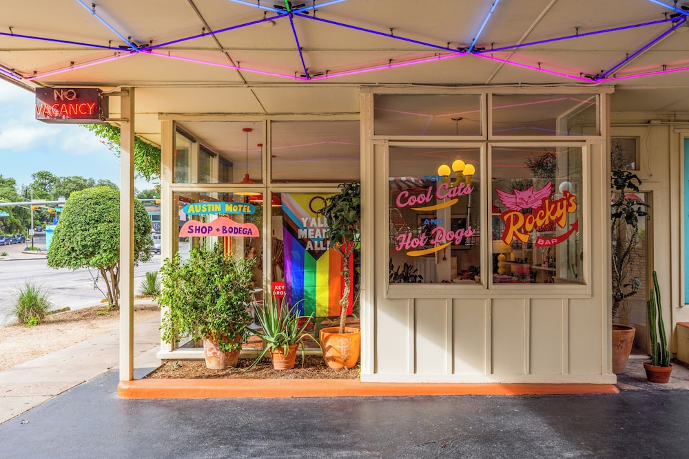 Austin Motel - photo 126