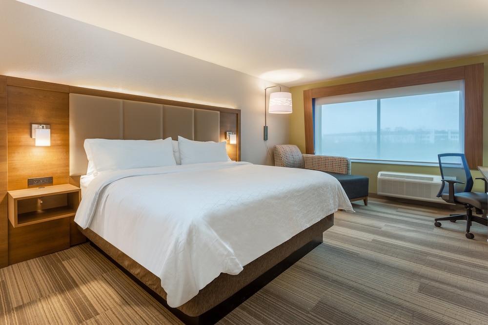 Holiday Inn Express & Suites Florence Cincinnati Airport by IHG - photo 12