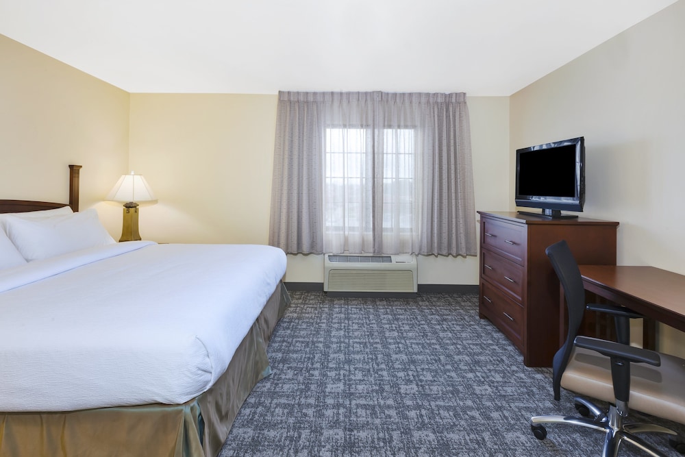 Staybridge Suites Lansing Okemos - photo 6