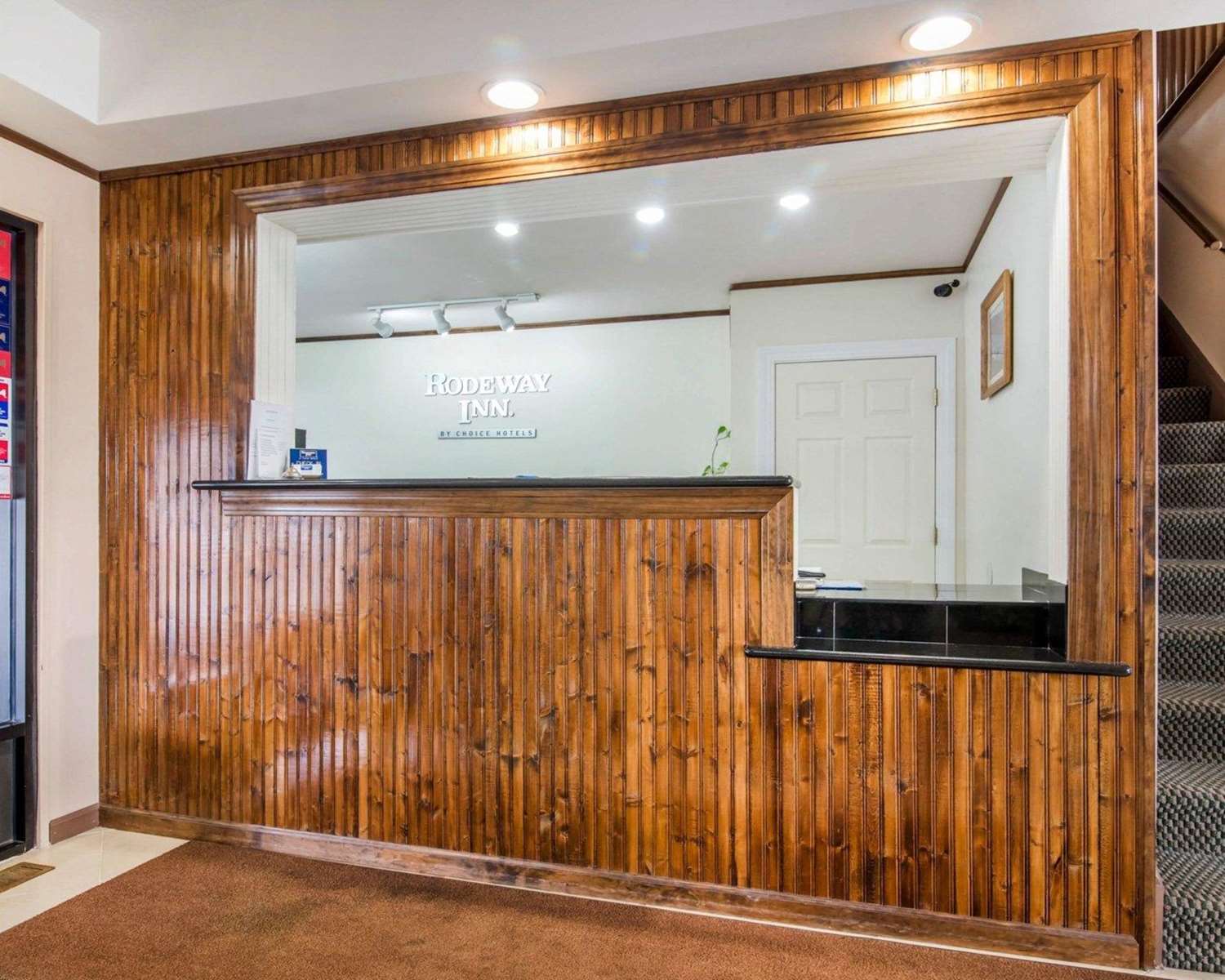 Kingston Motel - photo 14