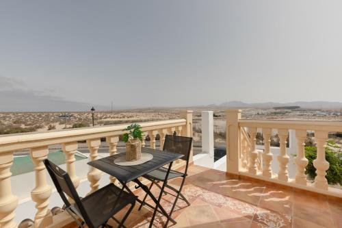 Las Arenas Family in Costa Calma, Spain