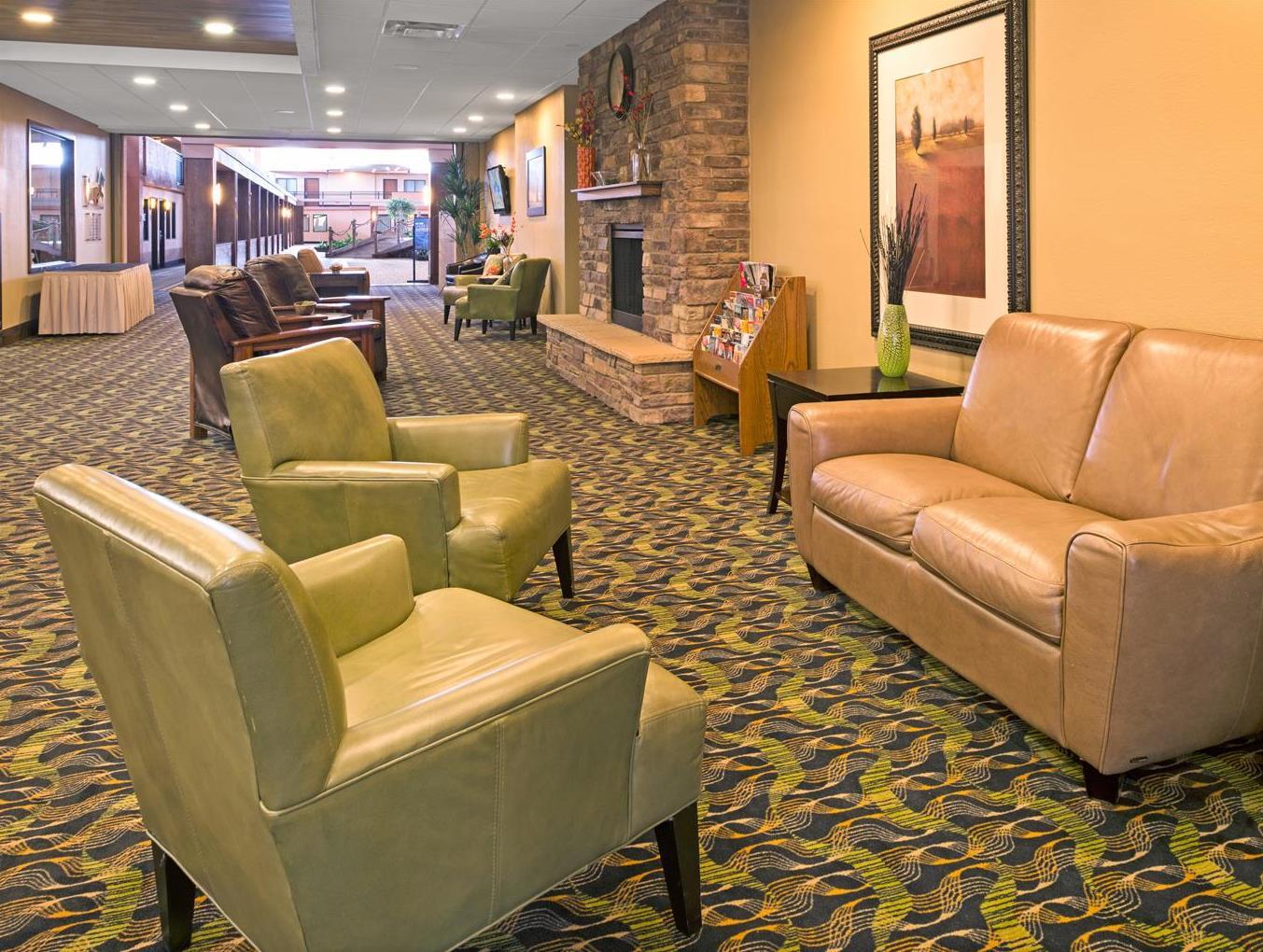 Ramada Plaza by Wyndham Omaha - photo 16