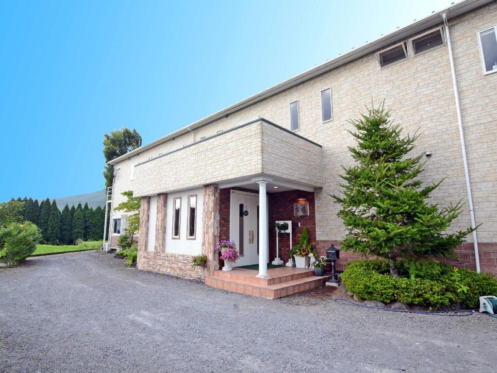 Shikisai no Sato Manyu in Kirishima, Japan