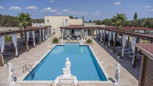 Villa Jany Adults only — 4-Star Luxury Hotel in Oria, Italy