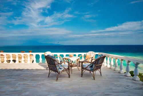 Casa Del Mar — 4-Star Luxury Hotel in None, Greece