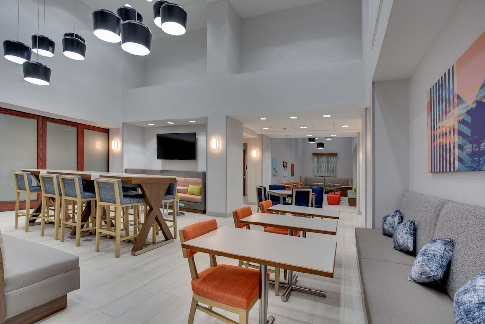 Hampton Inn & Suites Ft. Lauderdale Miramar - photo 24