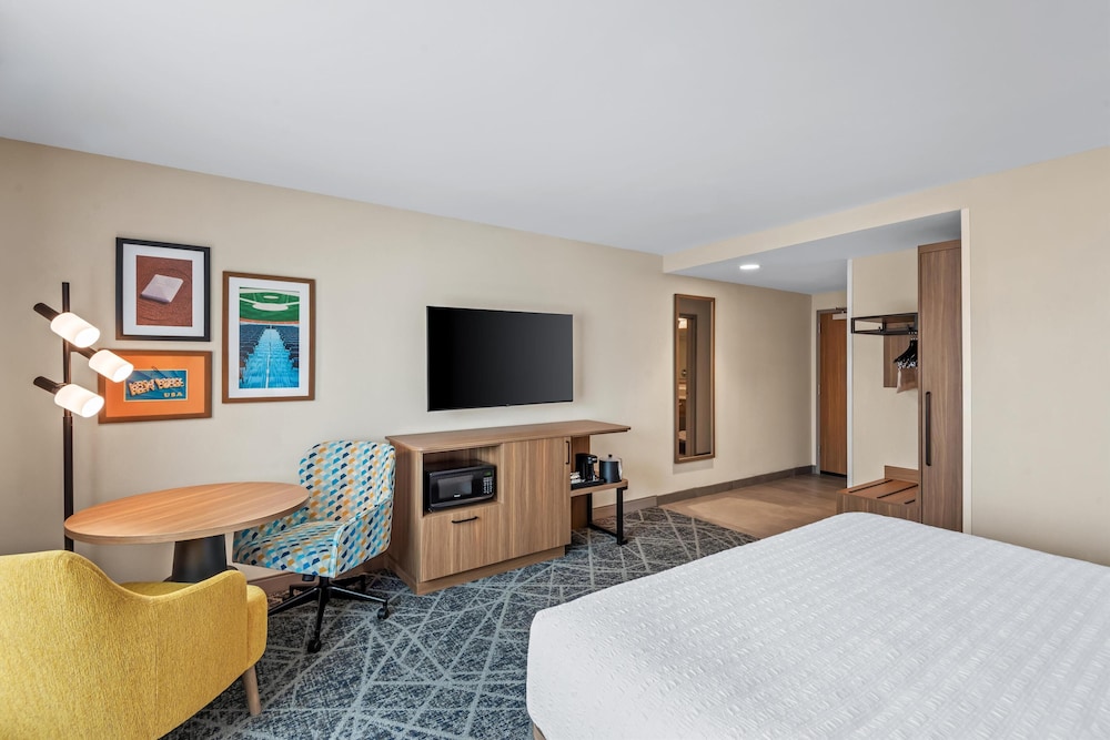 Hampton Inn by Hilton Cooperstown - photo 8