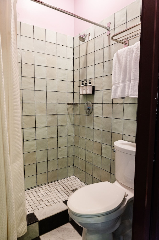 Frenchmen Hotel - photo 82
