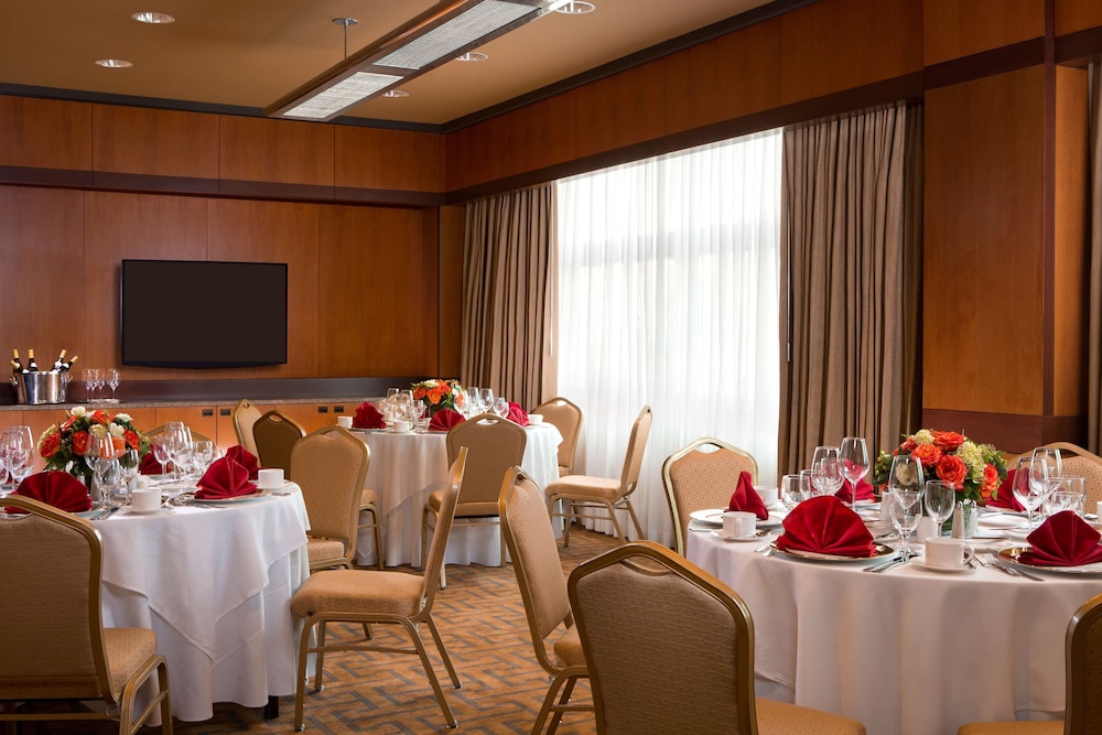 Millennium Hilton New York One UN Plaza - photo 86