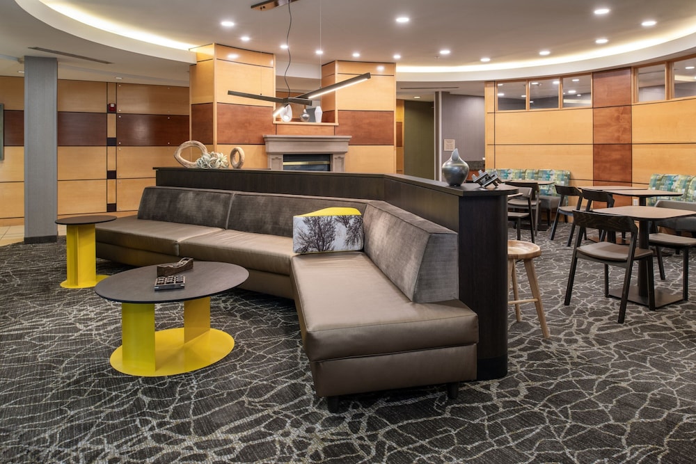 SpringHill Suites by Marriott Medford - photo 28